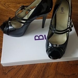 SOLD New in box BAKERS High Heals